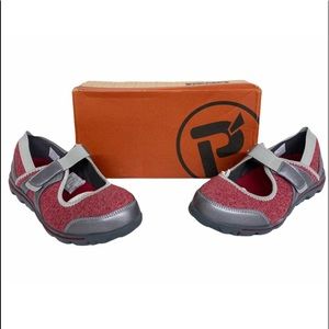 Propét Red & Silver Onalee Mesh Mary Janes 8